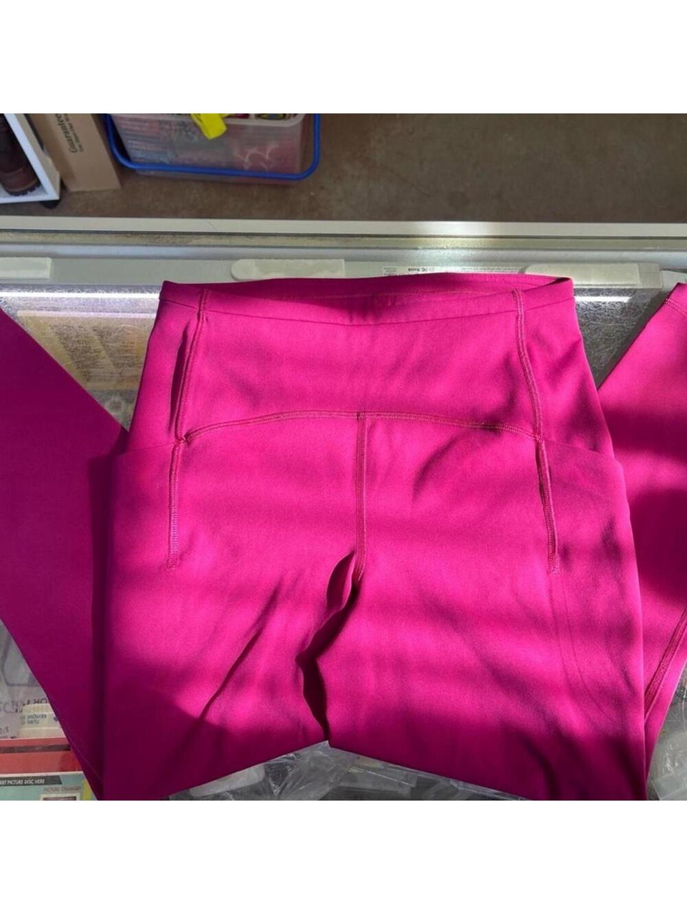Lululemon swift speed high rise crop 21” rasberry leggings size 6